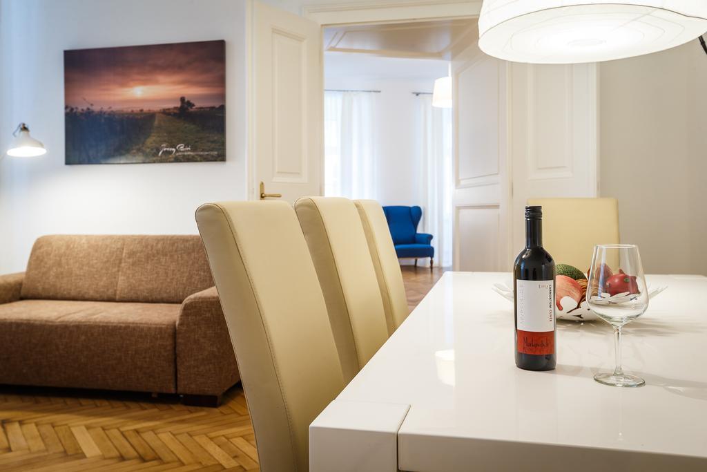 Ferienwohnung Judengasse Premium By Ichbucheat Wien Zimmer foto